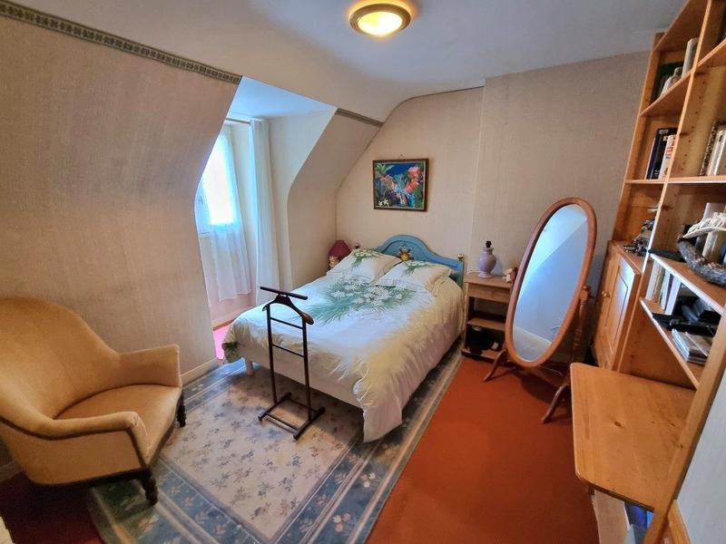 Maison traditionnelle - 100 m² - 6 pièces