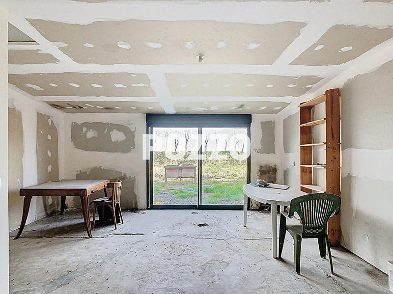 Maison - 260 m² - 11 pièces