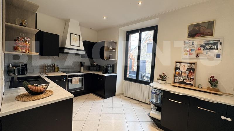 Maison - 102 m² - 4 pièces