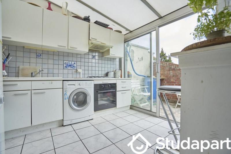 Chambre - 13 m² - 1 pièce