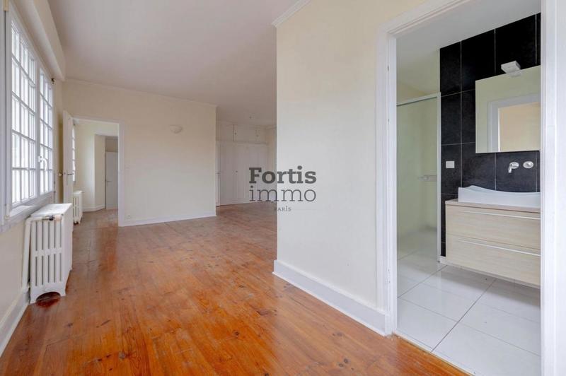 Demeure - 297 m² - 8 pièces