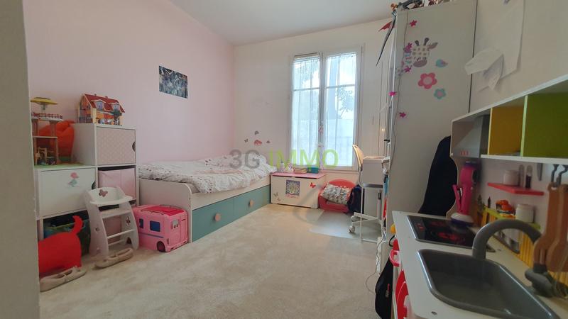 Appartement - 85 m² - 4 pièces