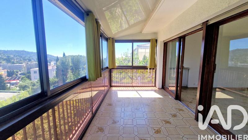 Duplex - 124 m² - 5 pièces