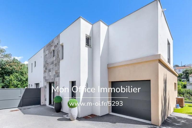 Maison - 125 m² - 6 pièces