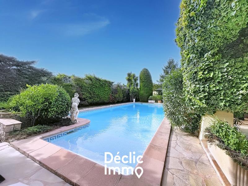 Maison - 190 m² - 7 pièces