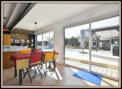 Villa - 235 m² - 7 pièces