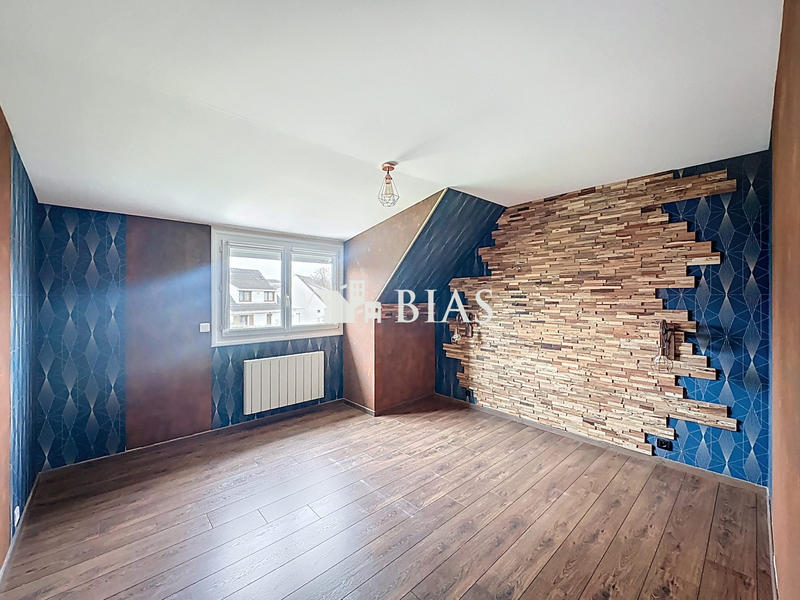 Maison - 91 m² - 4 pièces