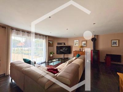 Maison - 165 m² - 5 pièces