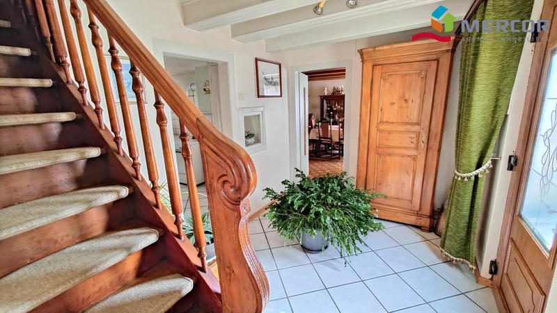 Maison ancienne - 198 m² - 8 pièces