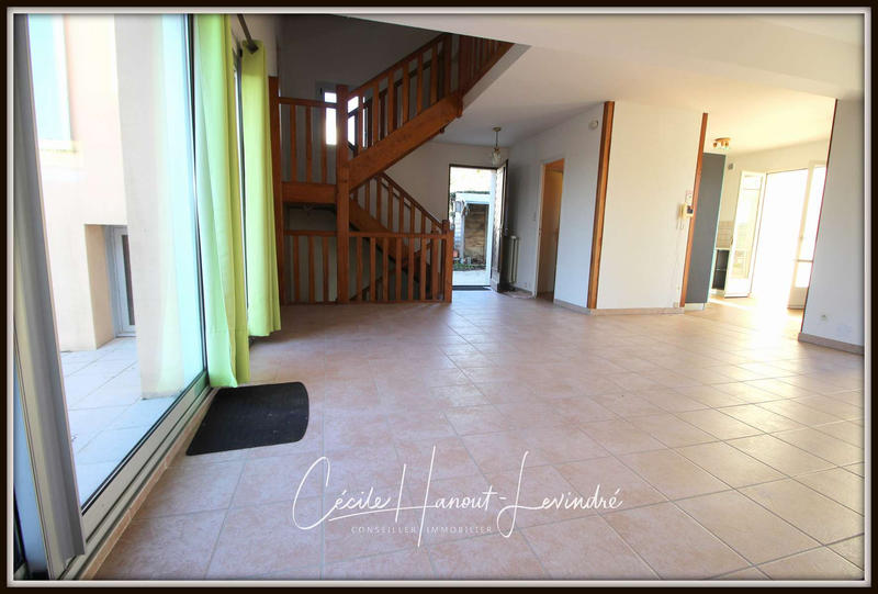 Maison - 110 m² - 6 pièces