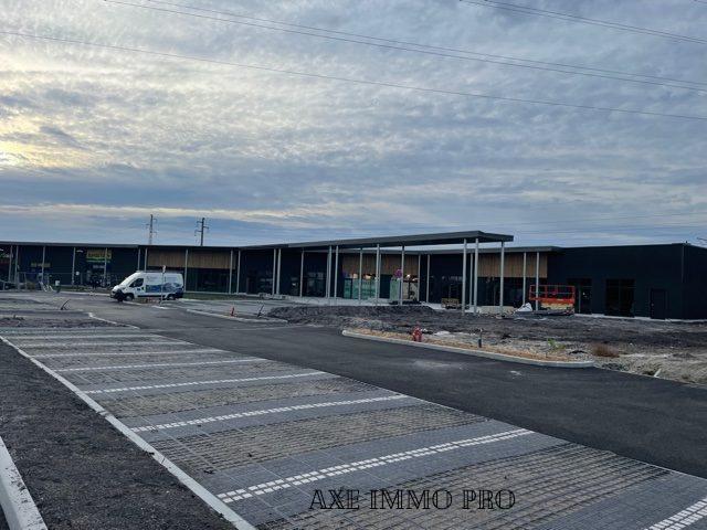 Local commercial - 257 m² - 3 pièces