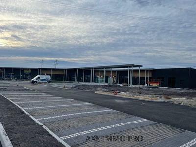 Local commercial - 257 m² - 3 pièces