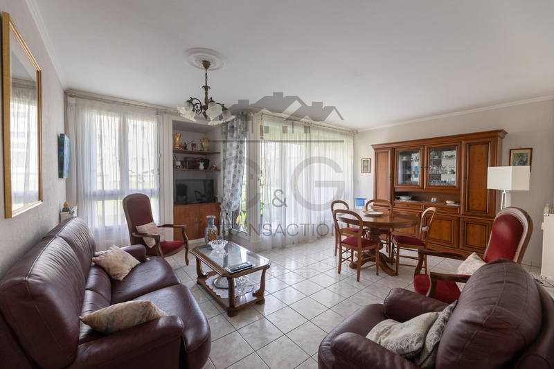 Appartement - 75 m² - 4 pièces