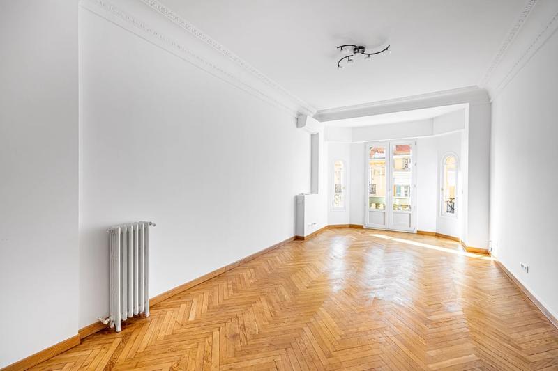 Appartement - 92 m² - 3 pièces