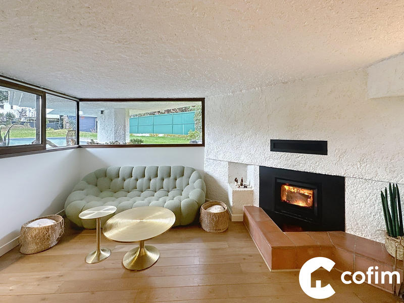 Maison - 135 m² - 6 pièces