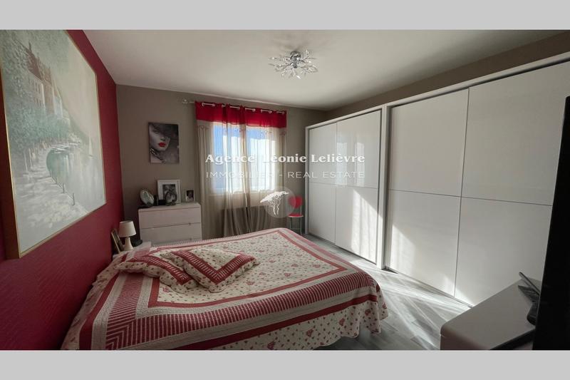 Maison - 190 m² - 7 pièces