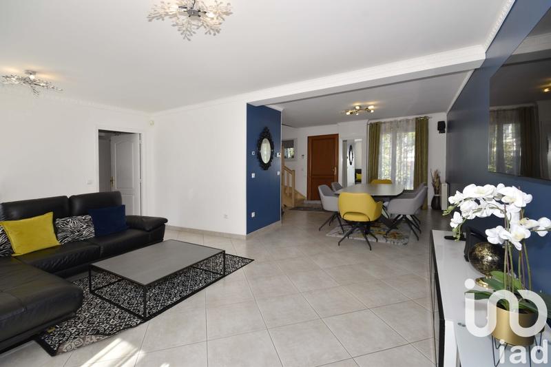 Maison - 106 m² - 6 pièces