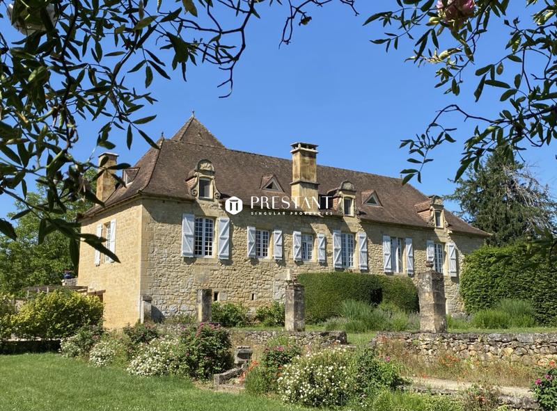 Demeure - 570 m² - 17 pièces