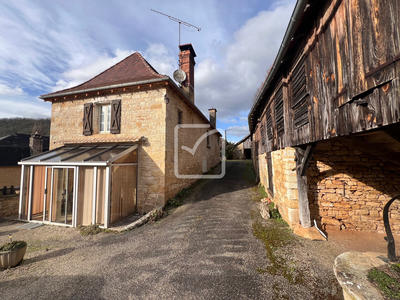 Maison - 130 m² - 8 pièces