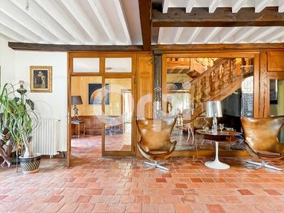 Propriété - 503 m² - 10 pièces