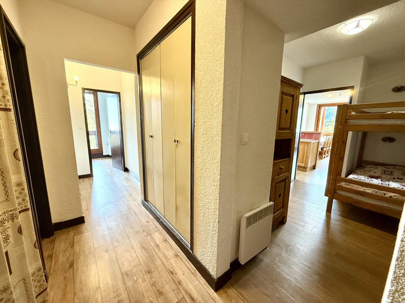 Appartement - 90 m² - 5 pièces