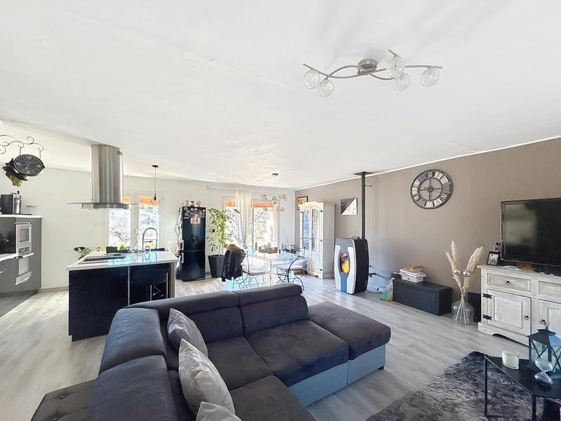 Maison - 110 m² - 4 pièces