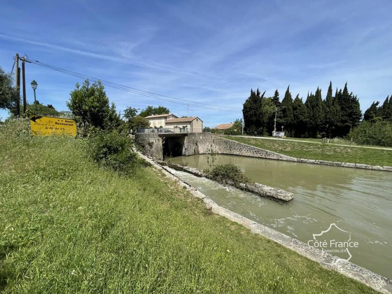 Propriété - 380 m² - 15 pièces