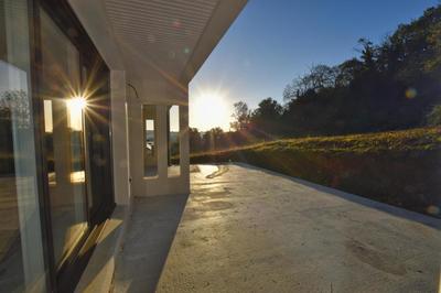 Maison - 102 m² - 4 pièces