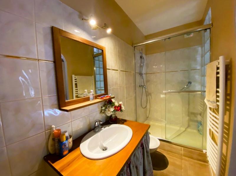 Villa - 217 m² - 8 pièces