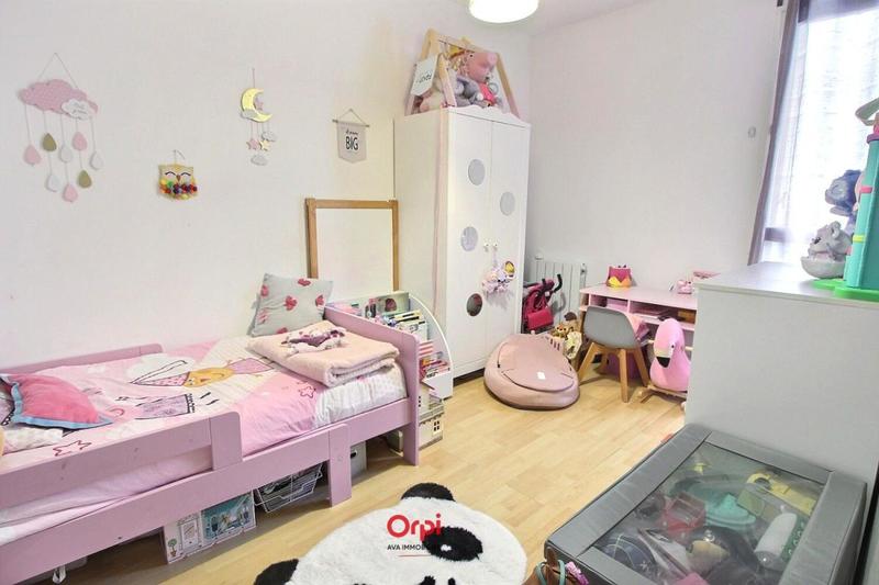 Appartement - 89 m² - 5 pièces