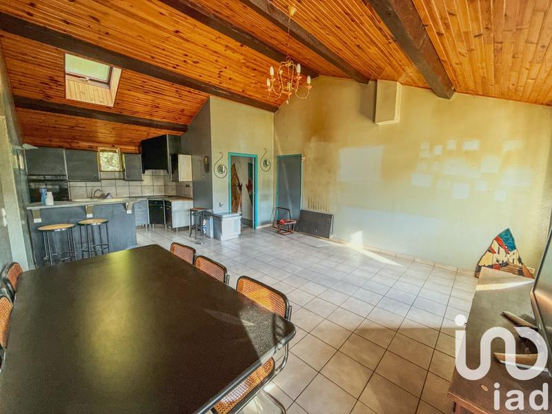 Maison - 195 m² - 8 pièces