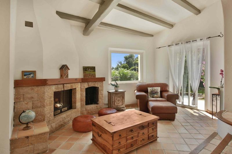 Villa - 262 m² - 6 pièces