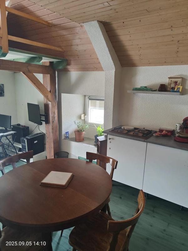 Maison - 90 m² - 7 pièces