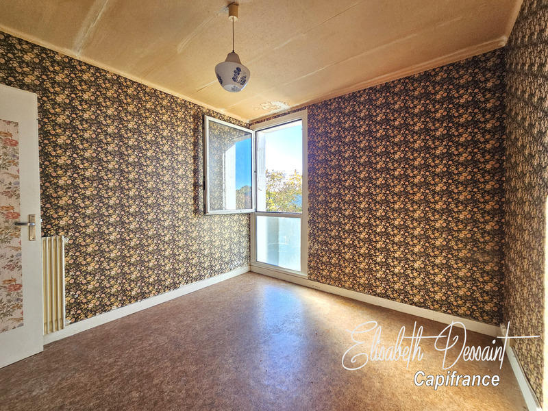 Appartement - 77 m² - 4 pièces