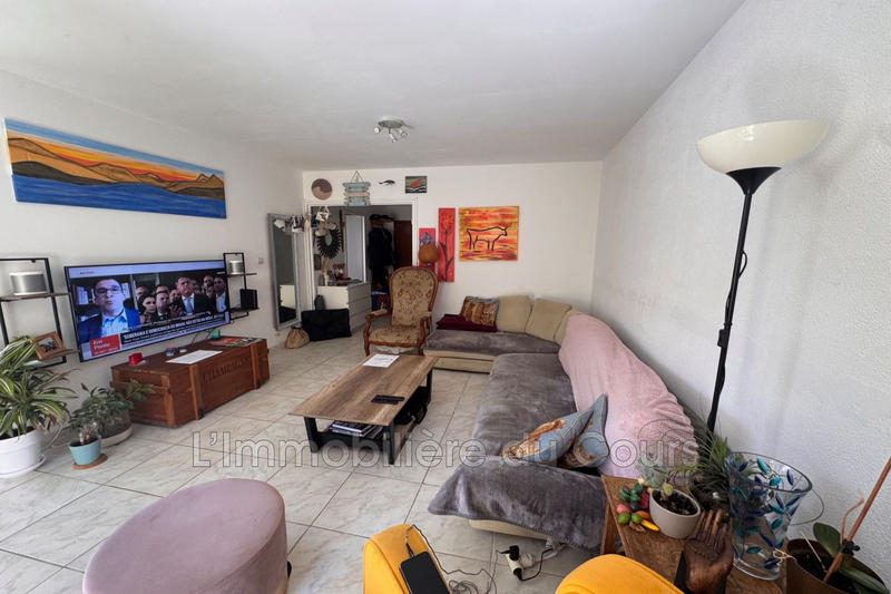 Appartement - 97 m² - 4 pièces