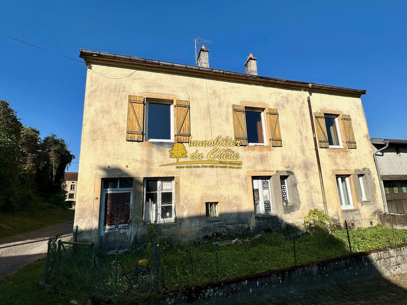 Maison - 110 m² - 9 pièces