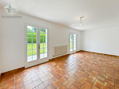 Maison - 110 m² - 6 pièces