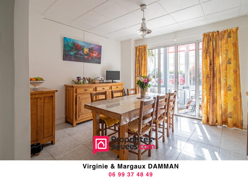 Maison - 326 m² - 15 pièces