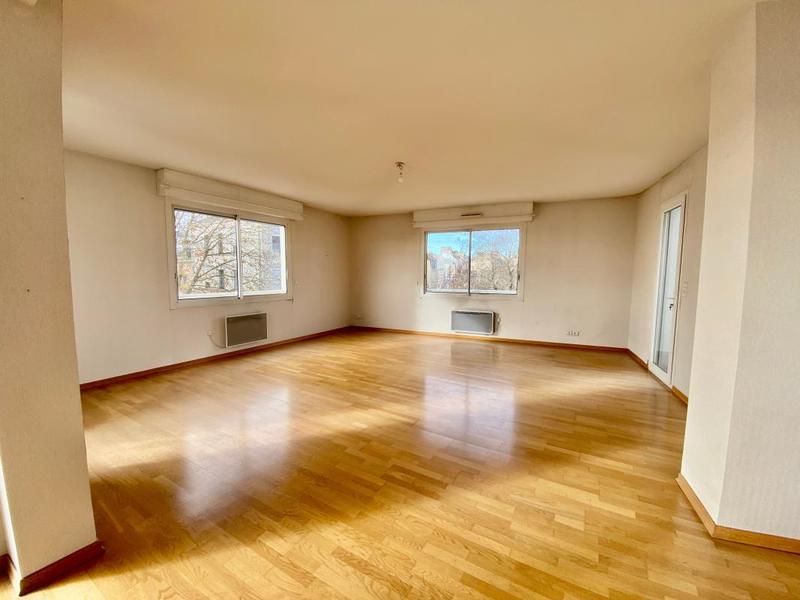 Appartement - 102 m² - 3 pièces