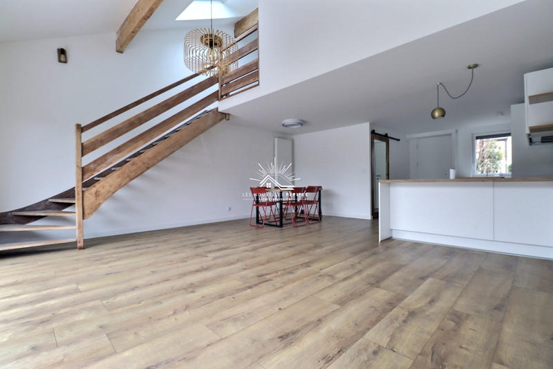 Maison - 90 m² - 4 pièces