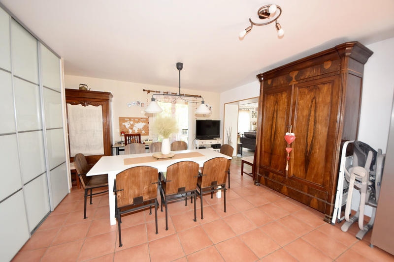 Maison - 161 m² - 7 pièces