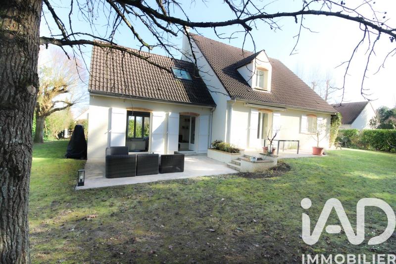 Maison - 169 m² - 8 pièces