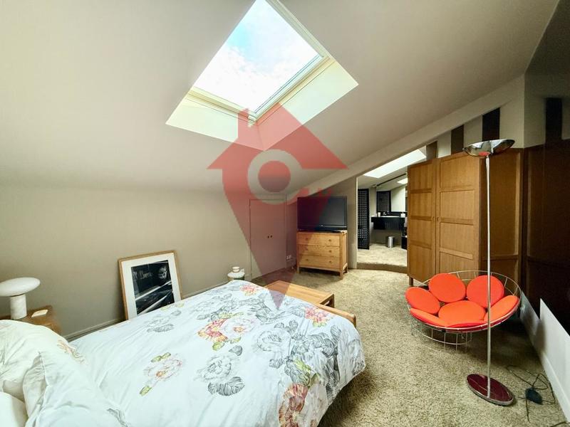 Maison d'architecte - 204 m² - 9 pièces