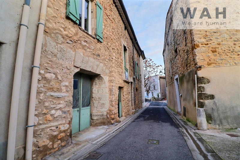 Maison - 90 m² - 6 pièces