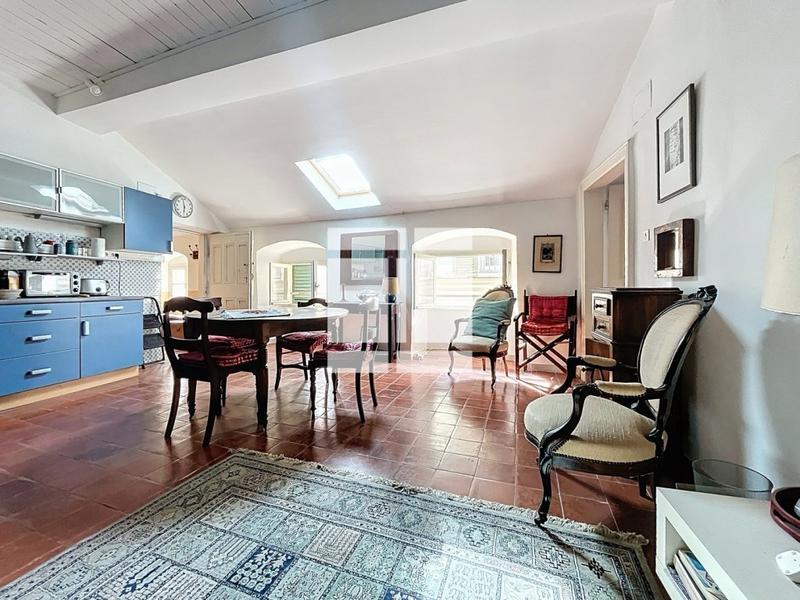 Appartement - 82 m² - 2 pièces