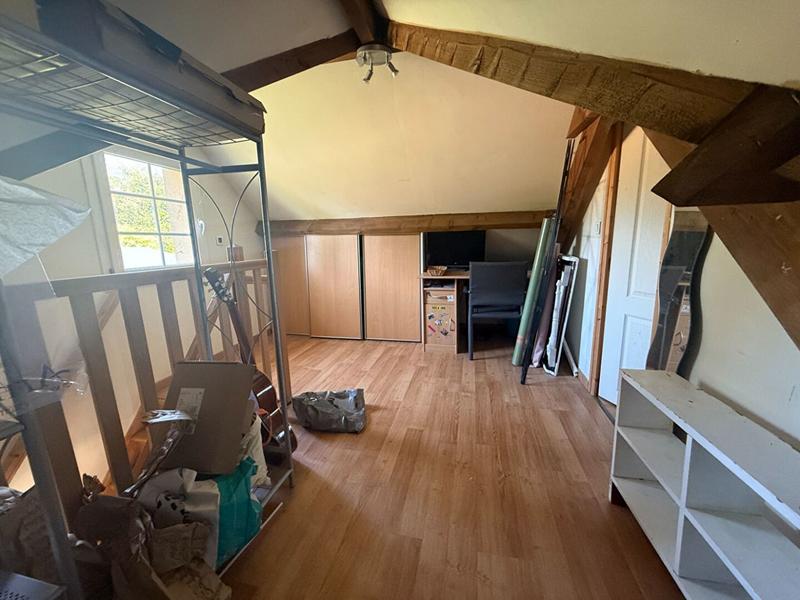 Maison - 208 m² - 10 pièces