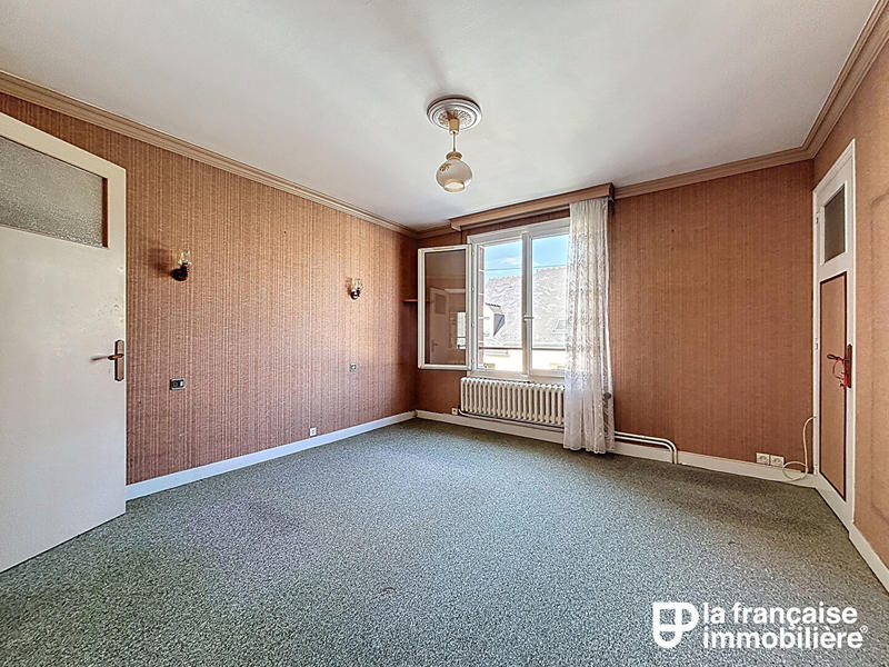 Maison - 85 m² - 5 pièces