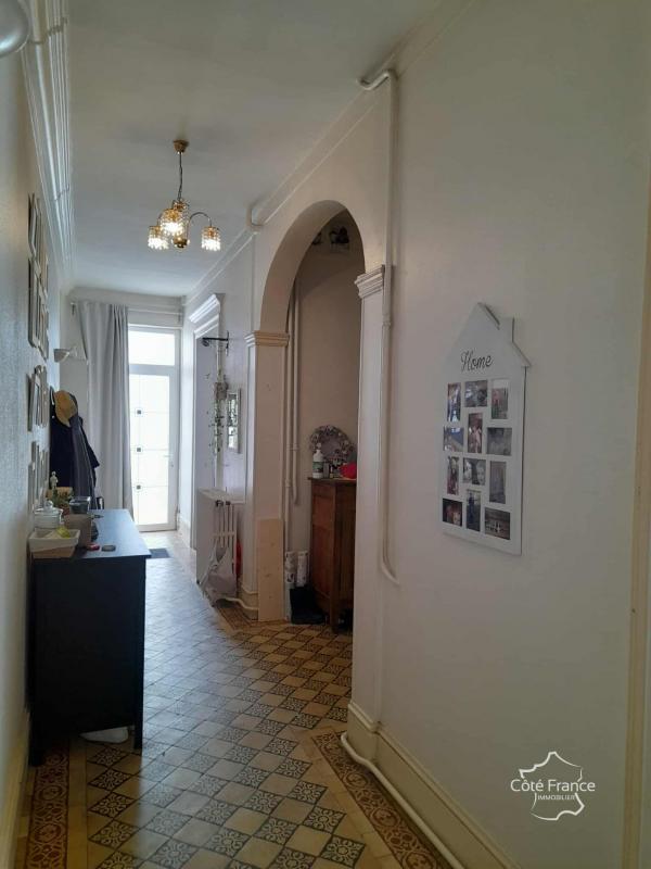 Propriété - 300 m² - 11 pièces