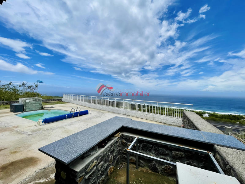 Maison - 94 m² - 4 pièces