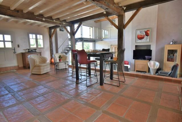 Maison - 280 m² - 8 pièces